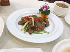 生炒牛肉-岭南汇海鲜酒家·粤菜·手工茶点(蛇口店)