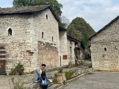 -高荡千年布依古寨旅游景区