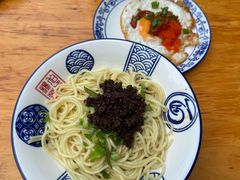 -杨伯英传统杂酱面