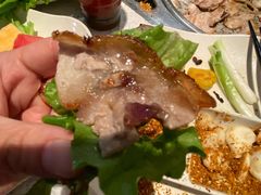 -佰烧海鲜烤肉火锅自助(世茂国际广场店)