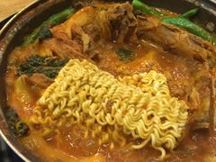 -喇喇排骨火锅·传统韩式脊骨汤(望京西园总店)