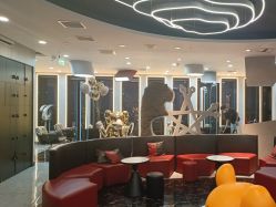 -TOP HAIR SALON