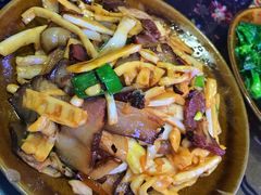 春笋腊肉-苗湘食府(十年店)