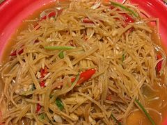 -先启半步颠小酒馆(常熟万达广场店)