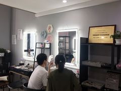 -ME觅妆·定制美妆·彩妆私教(菱角湖店)