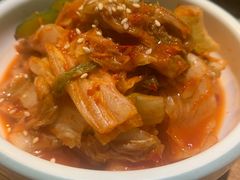韩国泡菜-炼火烤肉店