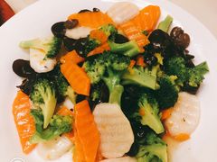 -十二饭点·川菜(北站圆融店)
