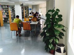 -南山图书馆(常兴路店)