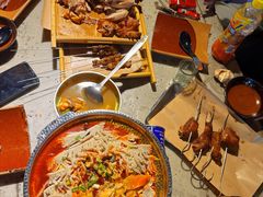 -破瓦寒窑·地摊烤羊排