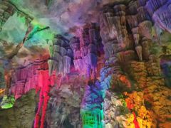 -泰安地下龙宫景区