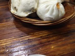 孜然肉包子-清真石家包子(大皮院总店)