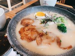 豚骨乌冬-花炉日本料理