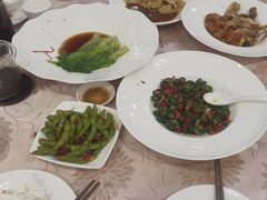 -新东源国际酒店·新东源食坊(沙井店)