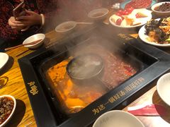 -老牌坊云南鱼豆花火锅(嵩山店)
