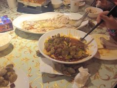 香辣鱼-巴特餐饮6加1音乐餐吧·新疆菜