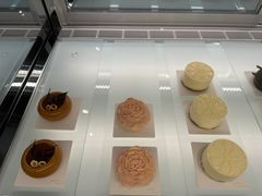 -潮一不贰·法式甜品·生日蛋糕·西式简餐(外滩店)