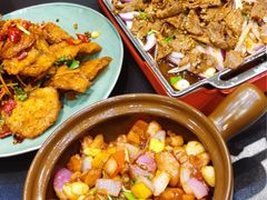 -红东阁东北菜烤肉酒馆(CROSS万象汇店)