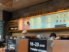 -星巴克臻选(杭州嘉里中心1F店)