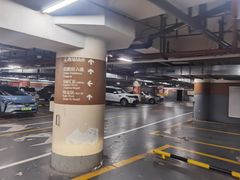 -日月光中心-停车场