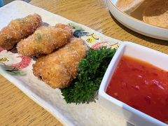 岘港鱿鱼饼-青木瓜之味 · 越南料理(七宝宝龙店)