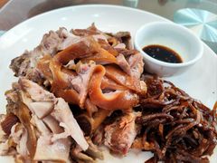 烧饼夹肘子-人和居(丰葆路店)