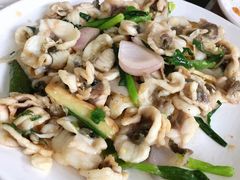 沙姜脆肉鲩鱼腩脆肉鲩鱼片-红日饭店(裕隆三路店)