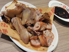 -六泰居·尔滨地标·东北菜(泰山路店)