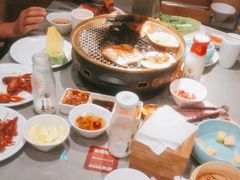 -山焱·炭火自助烤肉(周浦万达店)