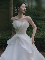 -拉瑞娜LaReine婚纱礼服高级定制
