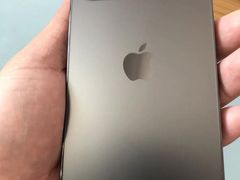 -Apple零售店(华贸购物中心店)