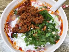 特色牛肉豆腐脑-晓友烧麦(光华村店)