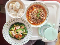 -鲸育宝宝月嫂(徐汇店)