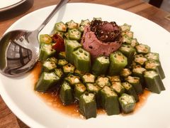 黑椒牛肉拼秋葵-将相和·海鲜蒸饺大连菜