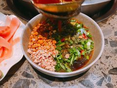 -肖肖酸萝卜鱼火锅(总店)