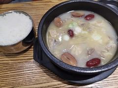 -吴草鸡爪오초닭발韩食堂(融恒盈嘉中心店)