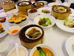 -万龙洲海鲜(大兴绿地缤纷城店)