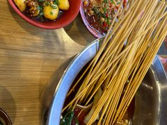 -拐枣巷小串串(财大店)