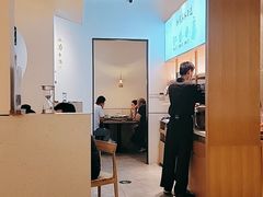 -蜜桃餐厅·伴山(绿宝广场店)