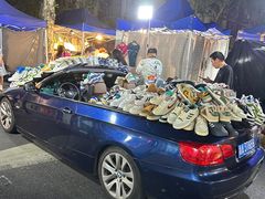 -吴山路夜市