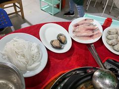 鲍鱼-花苑美食横琴生蚝火锅(拱北粤华路店)