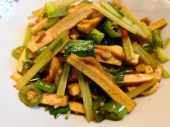 韭菜香干-富正毅三下锅(体育馆店)