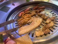 -哈哈碳都·牛肋条无限自助烤肉(台江万达店)