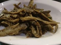 香酥小鱼干-老唐三下锅 ·张家界地标美食(溪布街店)