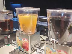 -涨巢·潮玩水疗局