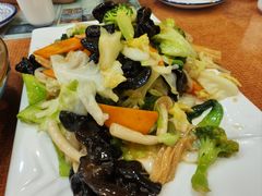 -桃子餐厅·天津菜(王顶堤总店)
