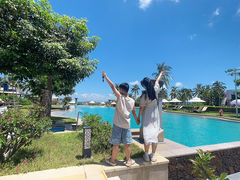 -三亚亚龙湾希尔顿酒店