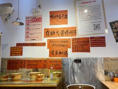 -柳州肥姨妈大骨螺蛳粉(沙河店)