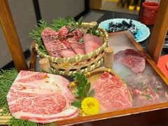 -山川小町·极番烧肉(新地假日广场店)