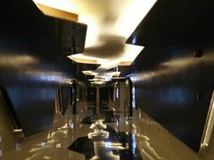 -英皇UA电影城(虹桥天地店)