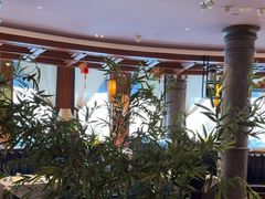 -八府香鸭·啫啫煲(华山路店)